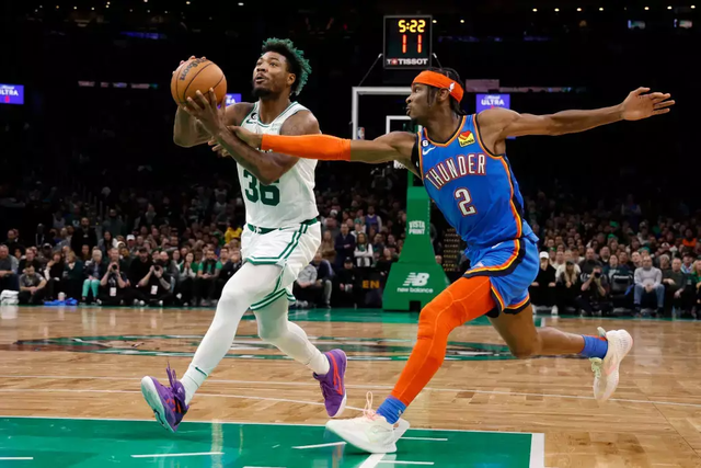 包含绿军外线连续空位进攻，教练组加强技术训练的词条