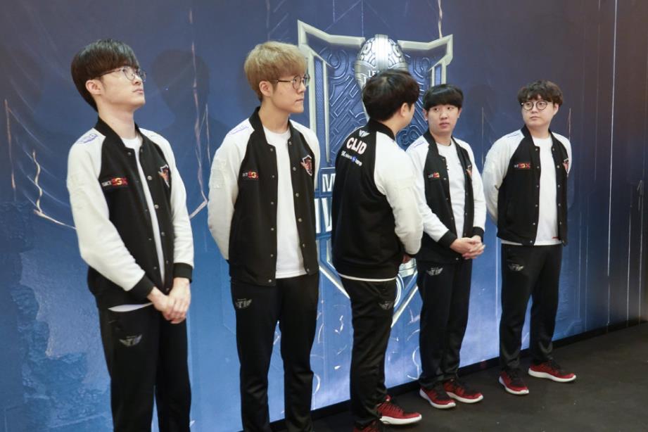 关于深圳西瓜队不敌重庆人队,遗憾止步四强的信息 关于深圳西瓜队不敌重庆人队,遗憾止步四强的信息