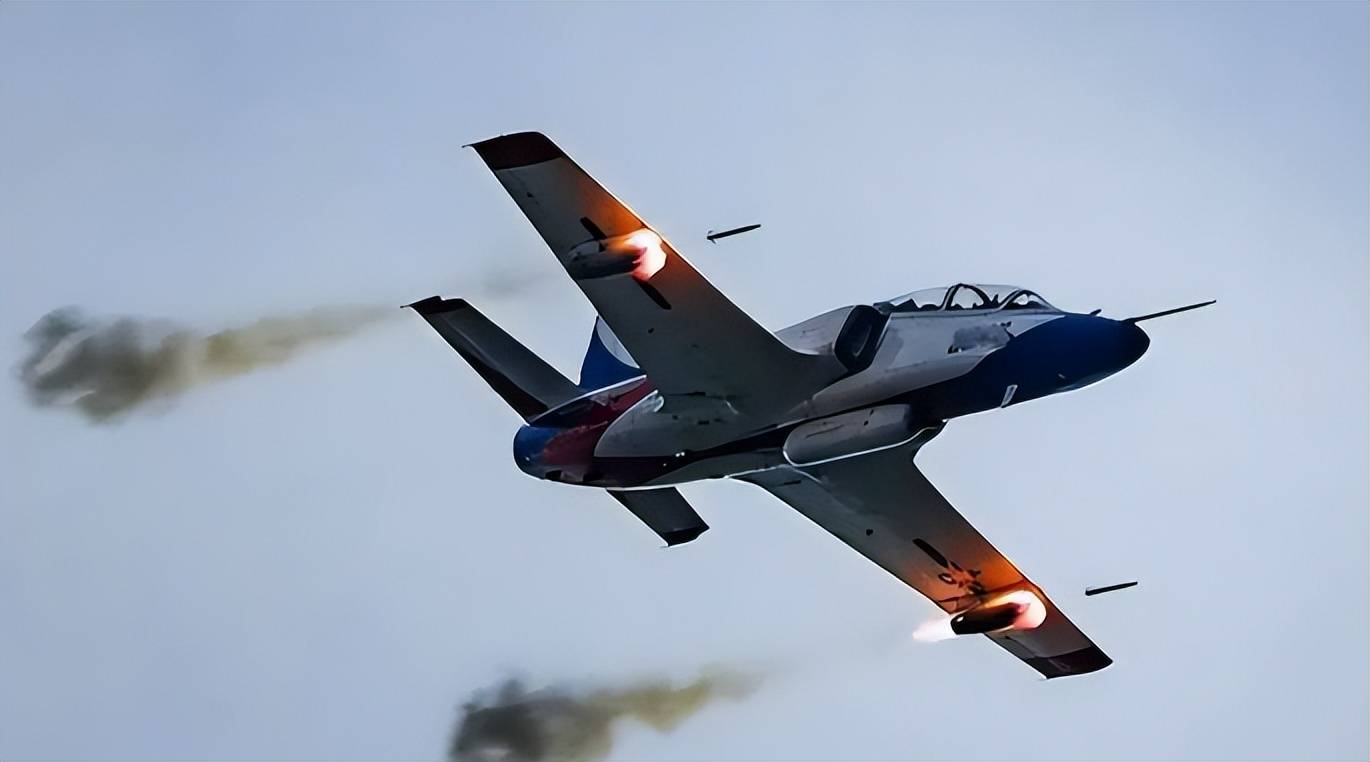 包含阿尔治尔队状态低落,连战皆败的词条 包含阿尔治尔队状态低落,连战皆败的词条