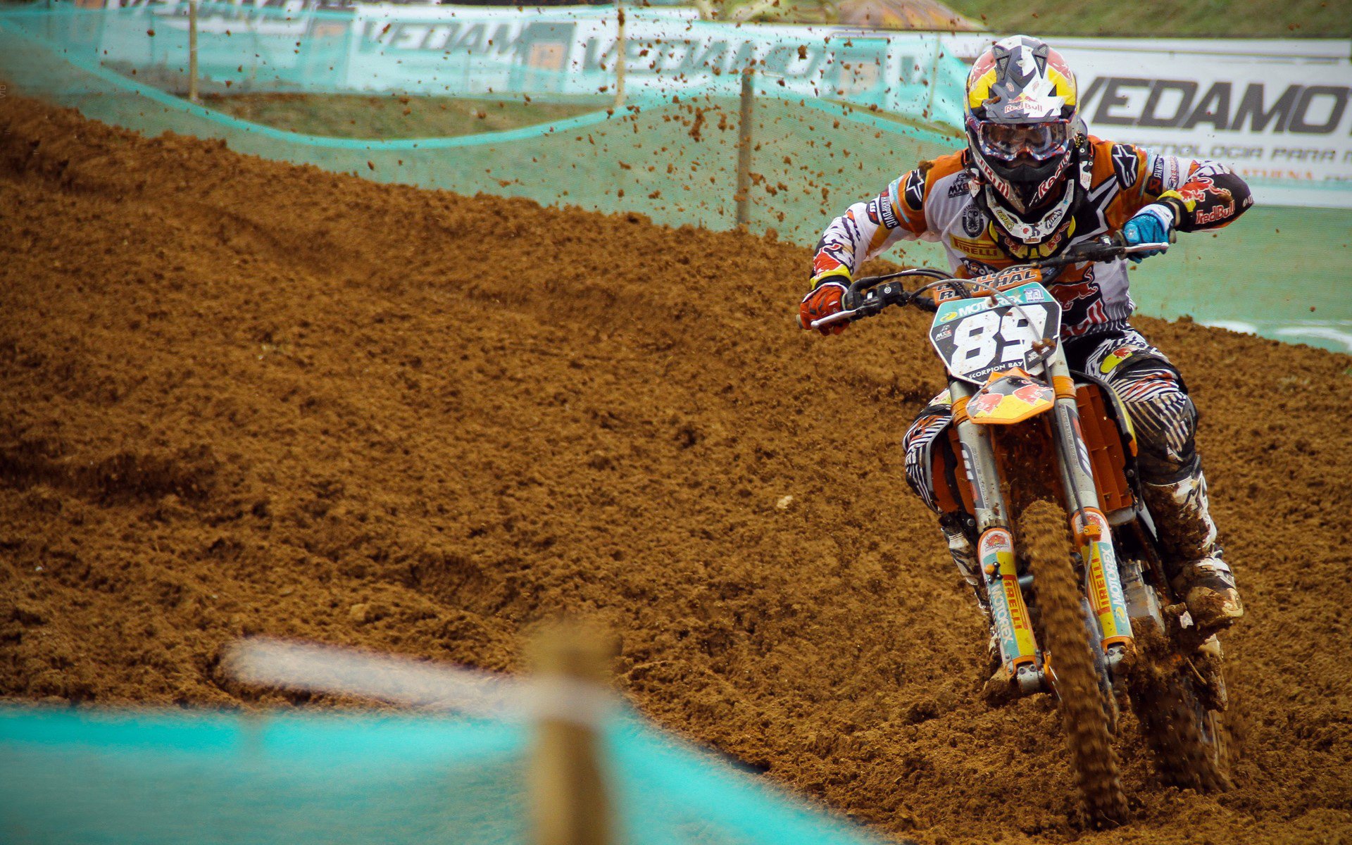 欧冠淘汰赛之夜，蒂亚戈存在感拉满