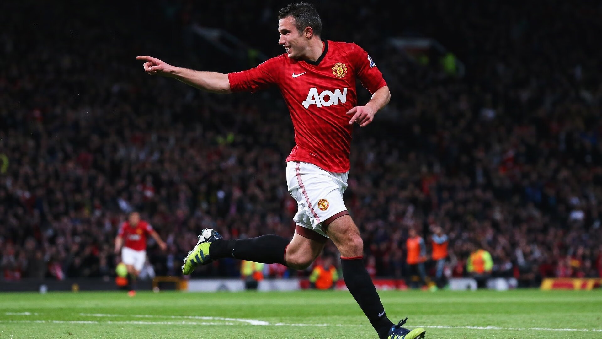 当神话照进现实，希腊带走巴拉圭的启示，与加克波在英超争冠中的神性接管